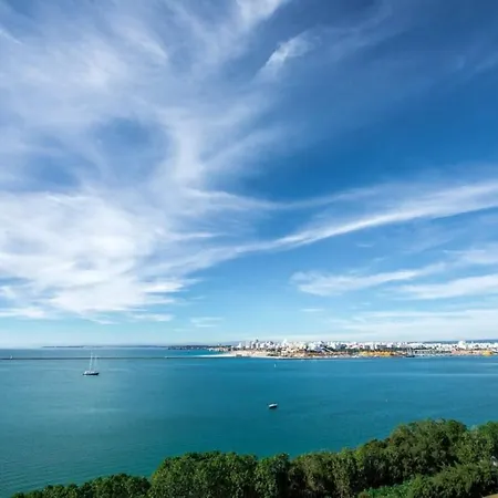 Portimao View * Ferragudo (Faro)