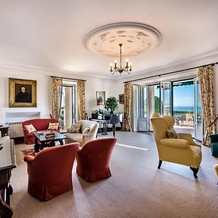 Portimao View Villa *