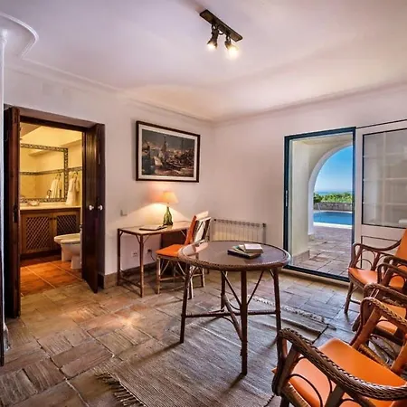 Portimao View * Ferragudo (Faro)